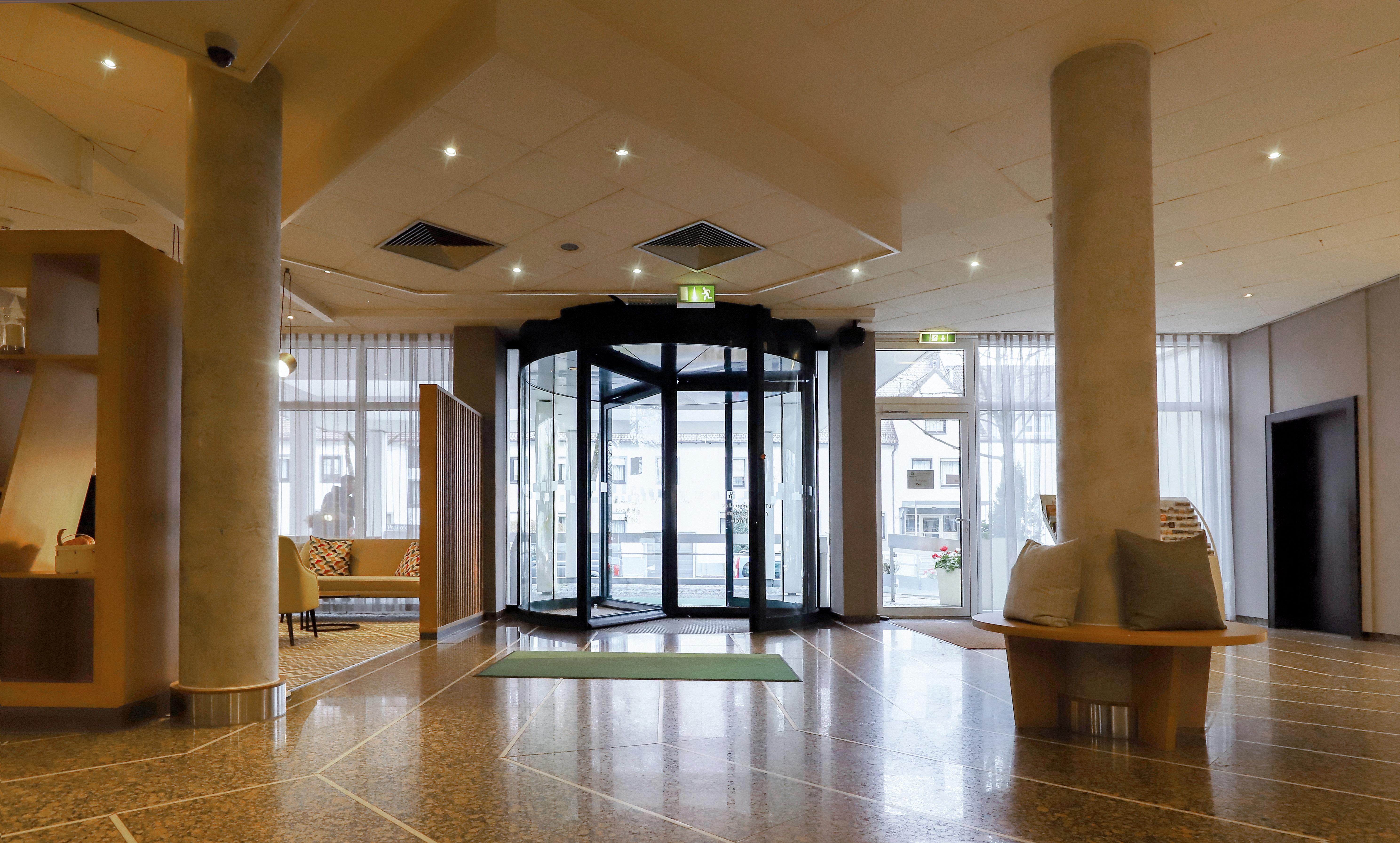 Süd, An Ihg 4*